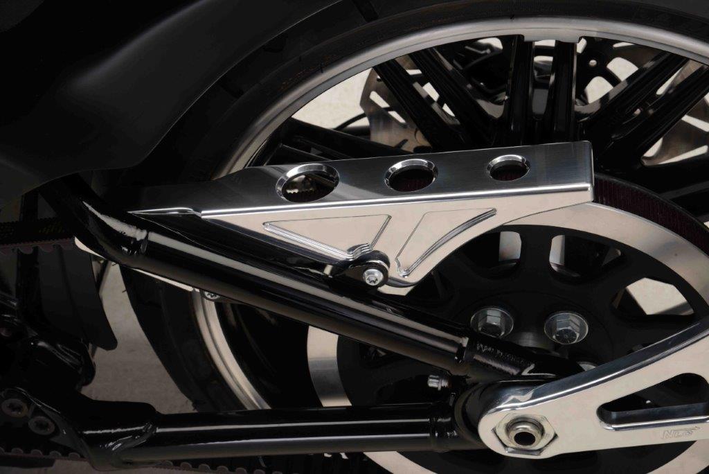 3D aluminum belt guard for all Softail 2018 milwaukee eight / polished