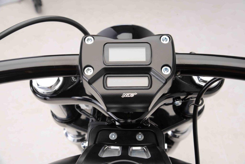 3D Riser with speedometer housing for Breakout 2018 milwaukee eight / polished